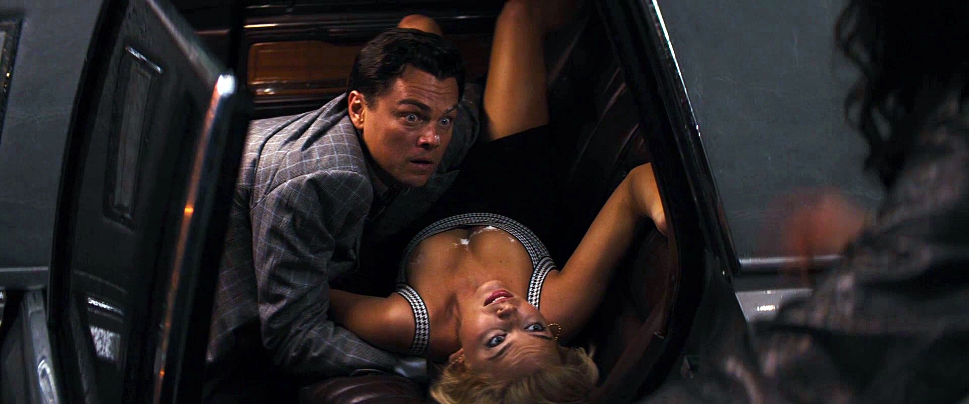 Margot robbie wolf of wall street scene nude